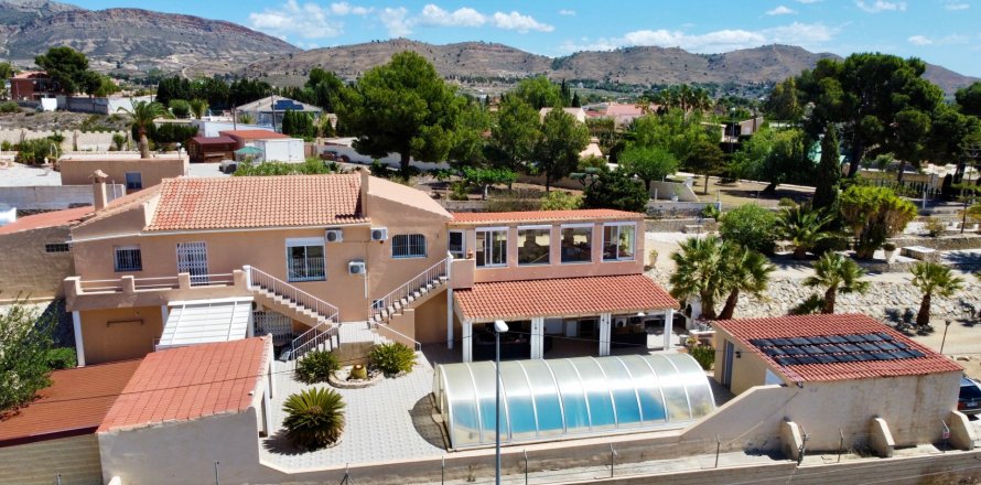 Villa Alicante, Spain 7 bedrooms, 390 sq.m. No. 118844