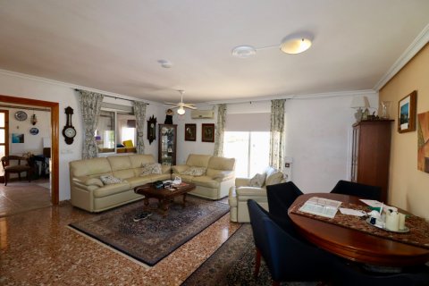Villa for sale Alicante, Spain 7 bedrooms, 390 sq.m. No. 118844 - photo 15