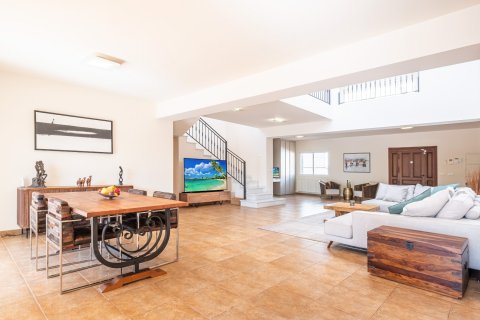 Продажа виллы в Бенидорм, Аликанте, Испания 4 спальни, 379м2 №118839 - фото 12