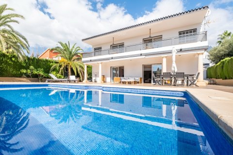 Продажа виллы в Бенидорм, Аликанте, Испания 4 спальни, 379м2 №118839 - фото 4