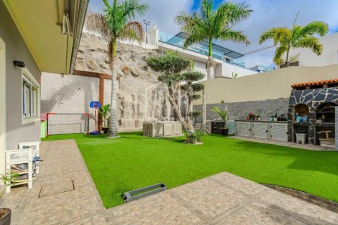 Villa in vendita Adeje, Tenerife, Spagna 3 camere da letto, 385 mq. N° 111084 - foto 22