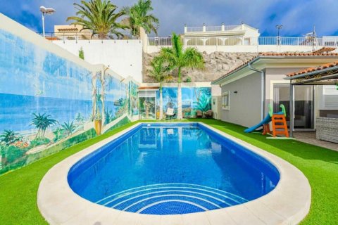Villa in vendita Adeje, Tenerife, Spagna 3 camere da letto, 385 mq. N° 111084 - foto 5
