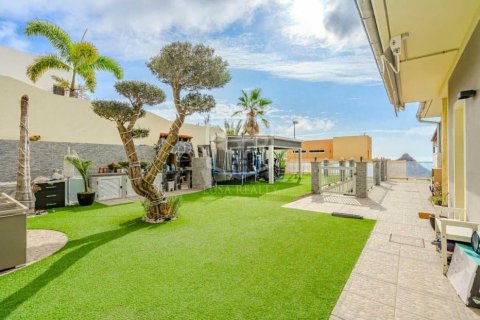 Villa in vendita Adeje, Tenerife, Spagna 3 camere da letto, 385 mq. N° 111084 - foto 23