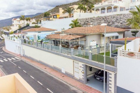 Villa in vendita Adeje, Tenerife, Spagna 3 camere da letto, 385 mq. N° 111084 - foto 26