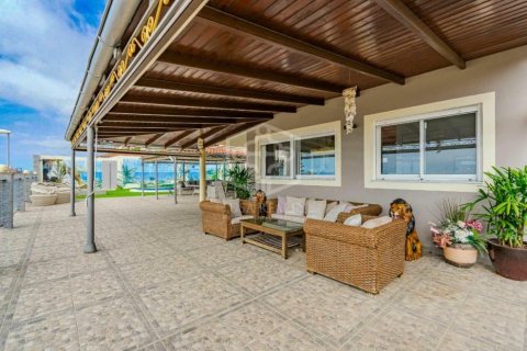 Villa in vendita Adeje, Tenerife, Spagna 3 camere da letto, 385 mq. N° 111084 - foto 4