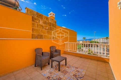 Villa for sale Arona, Tenerife, Spain 4 bedrooms, 350 sq.m. No. 111072 - photo 20