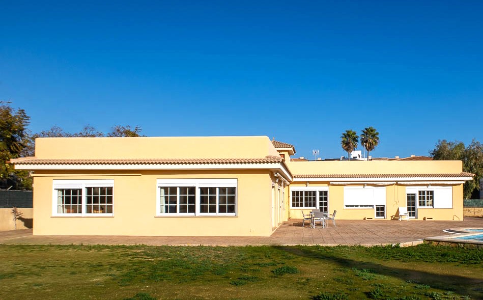 Villa in Santa Ponsa, Mallorca, Spain 6 bedrooms, 597 sq.m. No. 91413