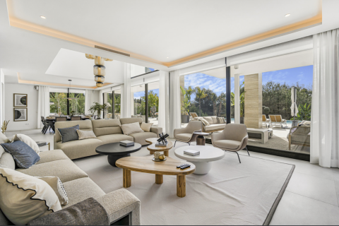 Willa Marbella, Malaga, Hiszpania 6 sypialni, 823 mkw. nr 109587 – zdjęcie 14
