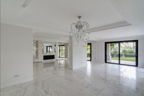 Villa zum Verkauf Marbella, Malaga, Spanien 6 Schlafzimmer, 555 m2 Nr. 109590 - Foto 3