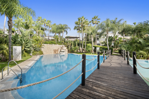 Villa zum Verkauf Marbella, Malaga, Spanien 6 Schlafzimmer, 555 m2 Nr. 109590 - Foto 2