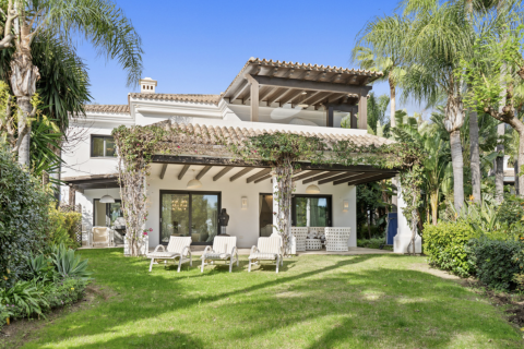 Villa zum Verkauf Marbella, Malaga, Spanien 6 Schlafzimmer, 555 m2 Nr. 109590 - Foto 1
