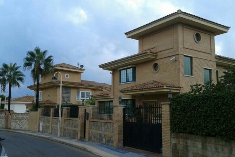 Villa for sale Benidorm, Alicante, Spain 480 sq.m. No. 109295 - photo 1