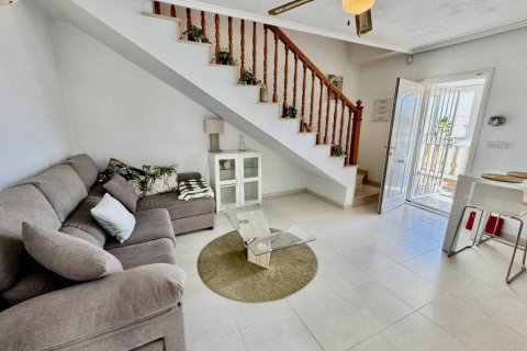 Villa till salu Ciudad Quesada, Alicante, Spanien 5 sovrum, 120 kvm. Nr. 112868 - foto 4