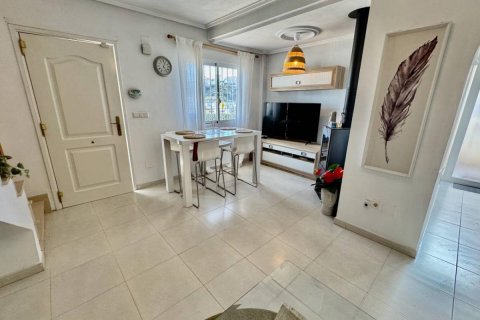 Villa till salu Ciudad Quesada, Alicante, Spanien 5 sovrum, 120 kvm. Nr. 112868 - foto 6