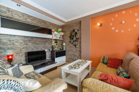Apartment for sale Torrevieja, Alicante, Spain 2 bedrooms, 64 sq.m. No. 112863 - photo 5