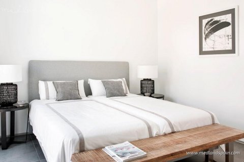 Villa for sale La Manga del Mar Menor, Murcia, Spain 4 bedrooms, 235.46 sq.m. No. 108404 - photo 8