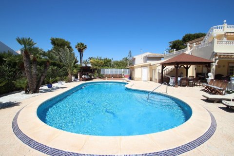 Villa à vendre Punta Prima, Alicante, Espagne, 4 chambres, 250 m2 No. 119252 - photo 18