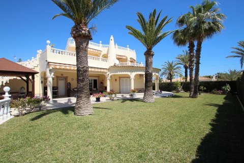 Villa à vendre Punta Prima, Alicante, Espagne, 4 chambres, 250 m2 No. 119252 - photo 25