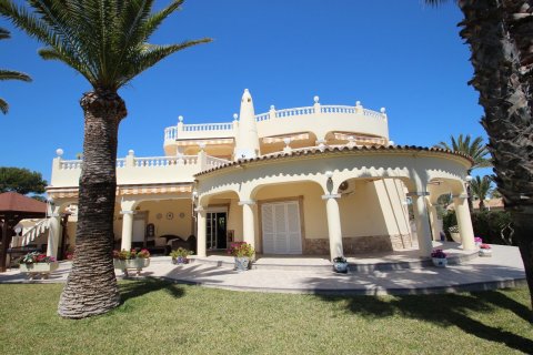 Villa à vendre Punta Prima, Alicante, Espagne, 4 chambres, 250 m2 No. 119252 - photo 23