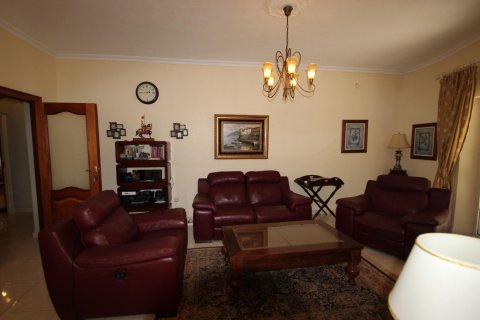 Villa à vendre Punta Prima, Alicante, Espagne, 4 chambres, 250 m2 No. 119252 - photo 8
