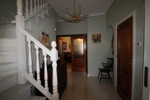 Villa à vendre Punta Prima, Alicante, Espagne, 4 chambres, 250 m2 No. 119252 - photo 7