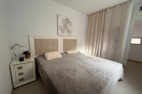 Dvīņu māja pārdošanā Punta Prima, Alicante, Spānijā 3 istabas, 146 m2 Nr. 119248 - attēls 14