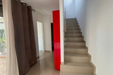 Dvīņu māja pārdošanā Punta Prima, Alicante, Spānijā 3 istabas, 146 m2 Nr. 119248 - attēls 10