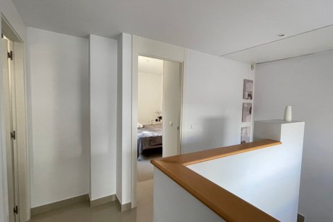 Dvīņu māja pārdošanā Punta Prima, Alicante, Spānijā 3 istabas, 146 m2 Nr. 119248 - attēls 21