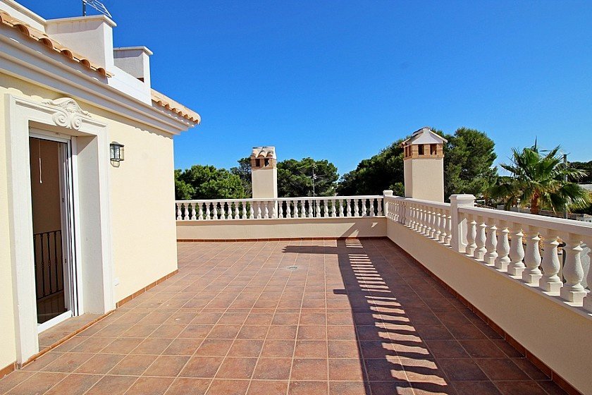 Villa in Cabo Roig, Alicante, Spanien 5 Schlafzimmer, 250 m2 Nr. 103700