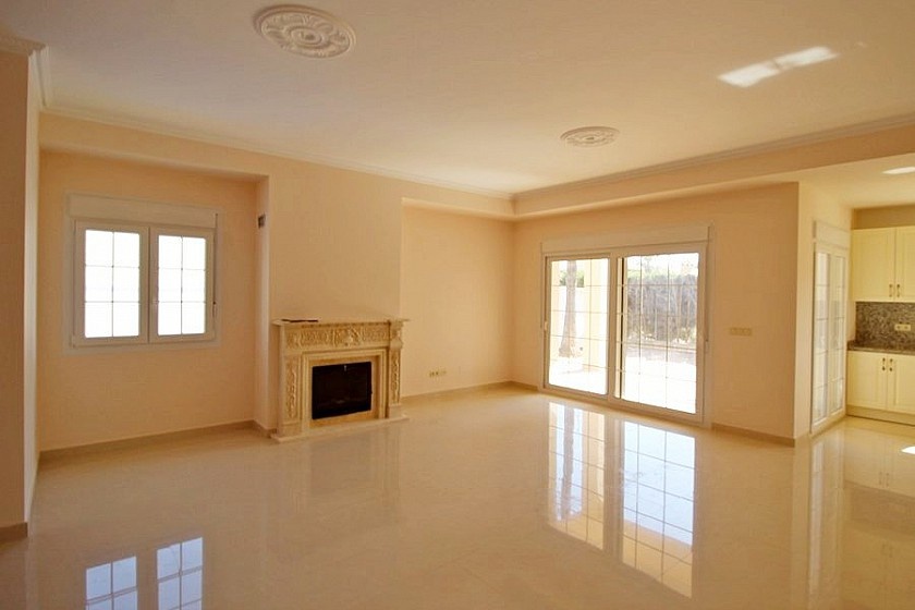 Villa in Cabo Roig, Alicante, Spanien 5 Schlafzimmer, 250 m2 Nr. 103700