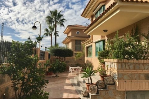 Villa for sale Benidorm, Alicante, Spain 6 bedrooms, 600 sq.m. No. 118929 - photo 30