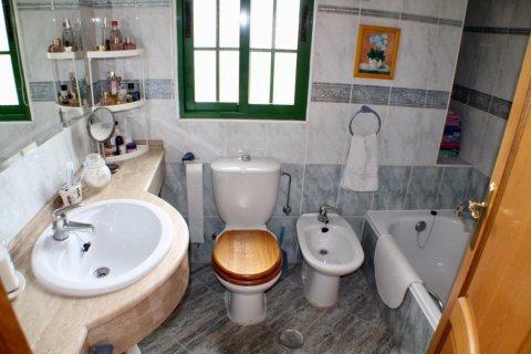 Villa for sale Benidorm, Alicante, Spain 6 bedrooms, 600 sq.m. No. 118929 - photo 23