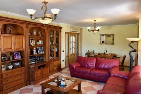Villa for sale Benidorm, Alicante, Spain 6 bedrooms, 600 sq.m. No. 118929 - photo 5