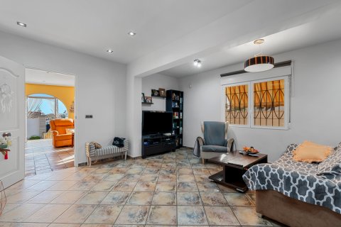 Продажа виллы в Сьюдад Кесада, Аликанте, Испания 4 спальни, 158м2 №118927 - фото 5