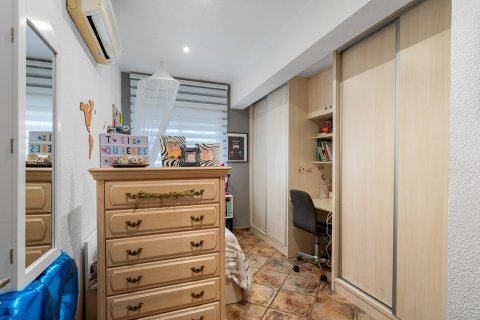 Продажа виллы в Сьюдад Кесада, Аликанте, Испания 4 спальни, 158м2 №118927 - фото 19