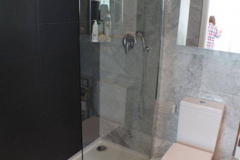 Продажа квартиры в Бенидорм, Аликанте, Испания 3 спальни, 103м2 №118930 - фото 29