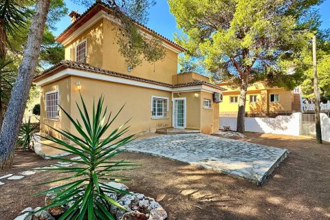 Apartamento en venta Dénia, Alicante, España 3 dormitorios, 200 m2 No. 109026 - foto 2