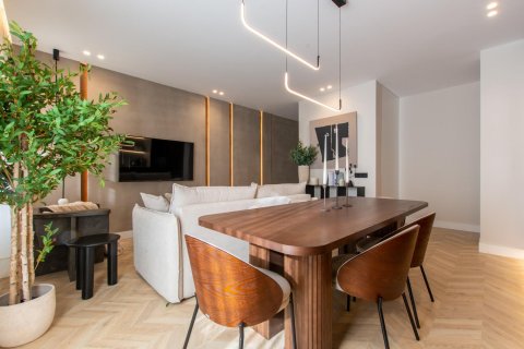 Apartment for sale Madrid, Spain 3 bedrooms, 97 sq.m. No. 87294 - photo 4