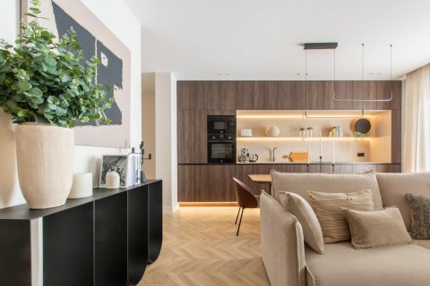 Apartment for sale Madrid, Spain 3 bedrooms, 97 sq.m. No. 87294 - photo 8