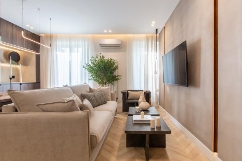 Apartment for sale Madrid, Spain 3 bedrooms, 97 sq.m. No. 87294 - photo 2