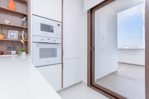 Bungalow for sale Torrevieja, Alicante, Spain 3 bedrooms, 70 sq.m. No. 111449 - photo 11