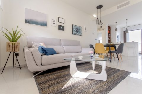 Bungalow for sale Torrevieja, Alicante, Spain 3 bedrooms, 70 sq.m. No. 111449 - photo 6