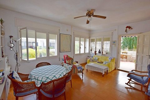 Bungalow for sale Santiago de la Ribera, Murcia, Spain 4 bedrooms, 240 sq.m. No. 111290 - photo 24