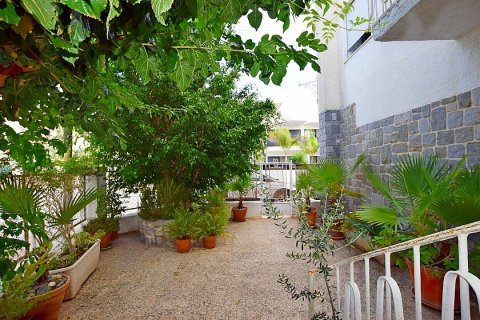 Bungalow for sale Santiago de la Ribera, Murcia, Spain 4 bedrooms, 240 sq.m. No. 111290 - photo 10