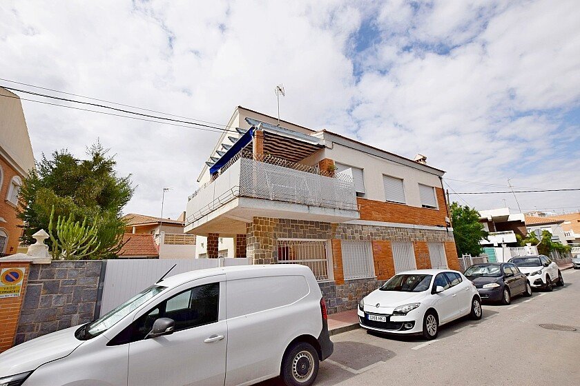 Bungalow a Santiago de la Ribera, Murcia, Spagna 4 camere da letto, 240 mq. N° 111290