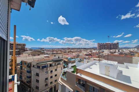 Appartamento in vendita Alicante, Spagna 3 camere da letto, 135 mq. N° 117138 - foto 7