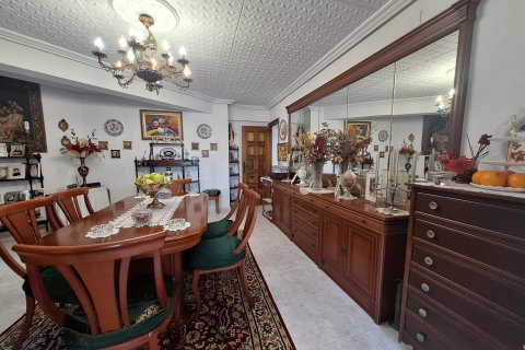 Appartamento in vendita Alicante, Spagna 3 camere da letto, 135 mq. N° 117138 - foto 14