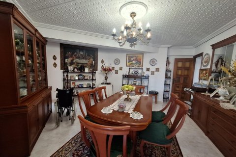 Appartamento in vendita Alicante, Spagna 3 camere da letto, 135 mq. N° 117138 - foto 15