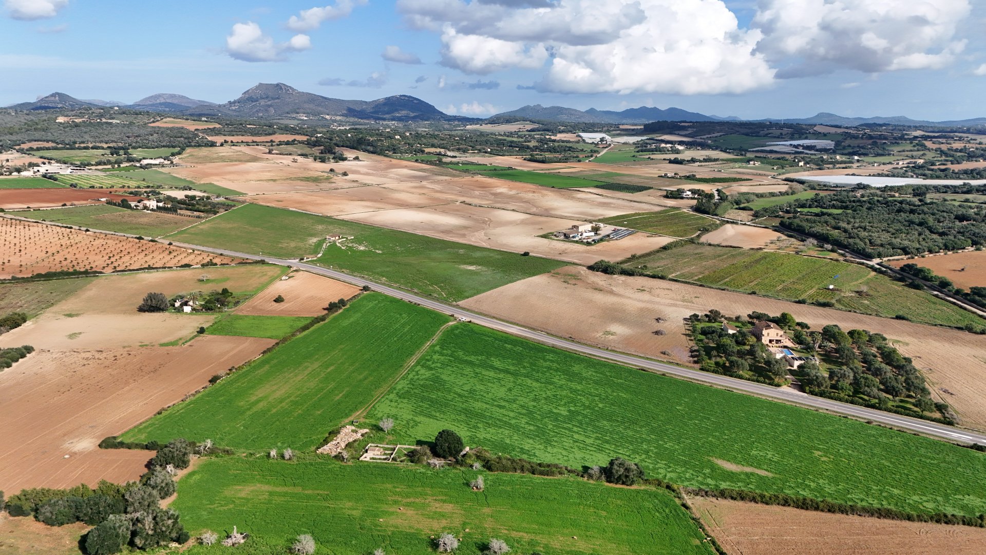 Land in Manacor, Mallorca, Spanien 4 Schlafzimmer, 55000 m2 Nr. 111946