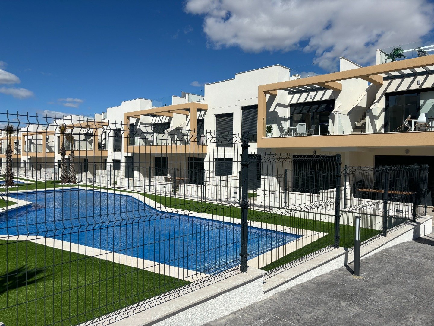 Appartamento a Villamartin, Alicante, Spagna 2 camere da letto, 64 mq. N° 95256